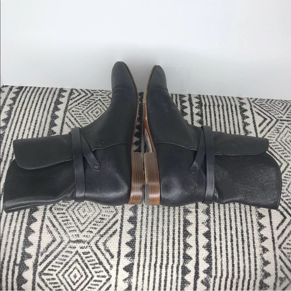 Vintage Chloe Black Leather Buckle Block Heel Ankle Boots - Picture 8 of 12